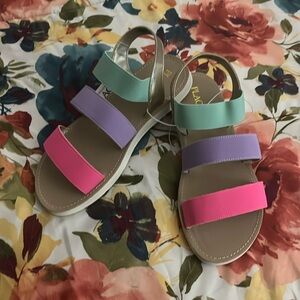 Girls sandals